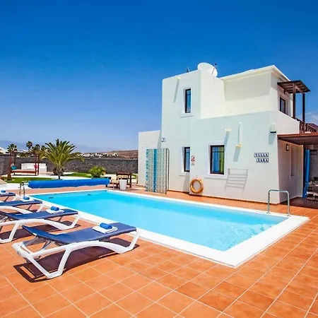 Sara's Playa Blanca